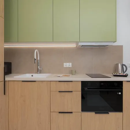 Bright Mostek In With Balcony 3city By Renters