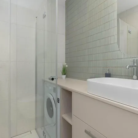 Bright Mostek In With Balcony 3city By Renters